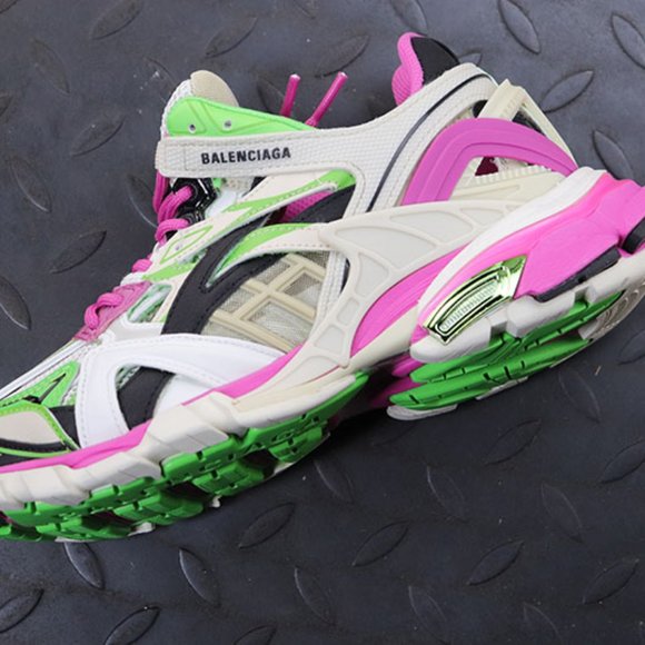 newBalischia 4 grey green pink rack 2